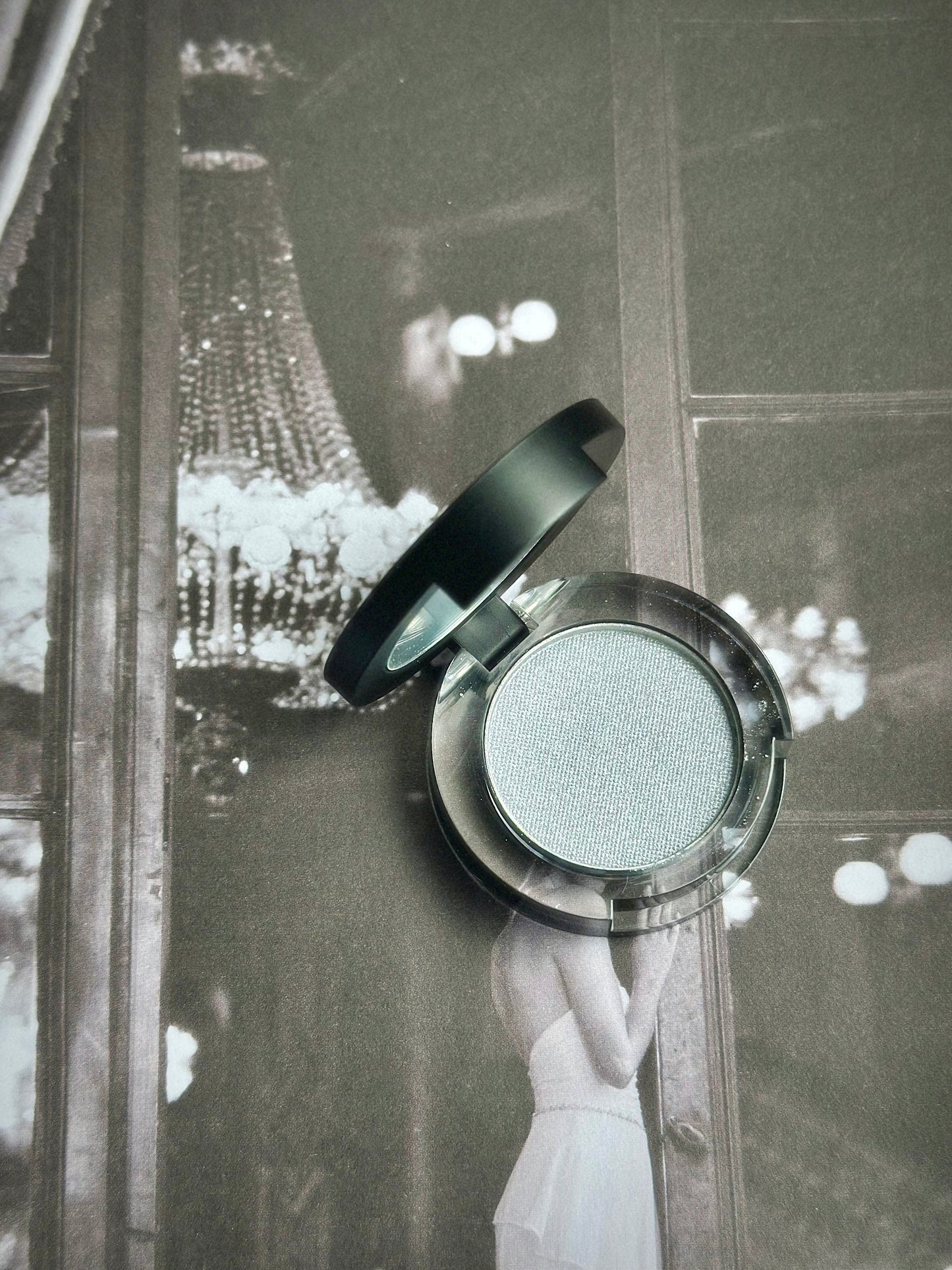 CRUSHED SILVER
